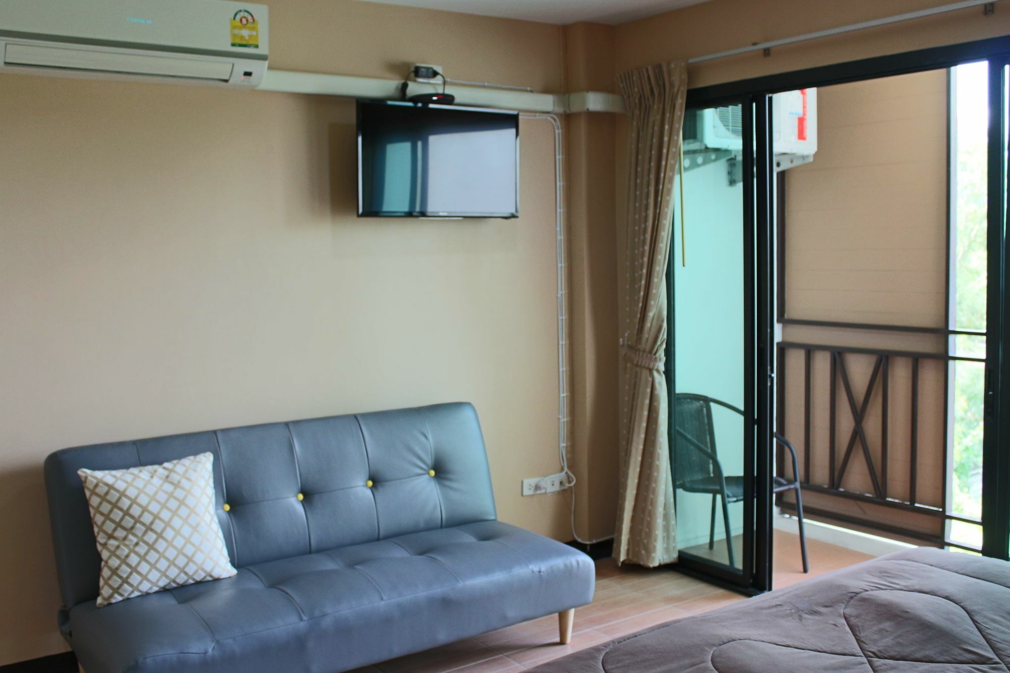 Asia Place Apartment Bangkok Buitenkant foto
