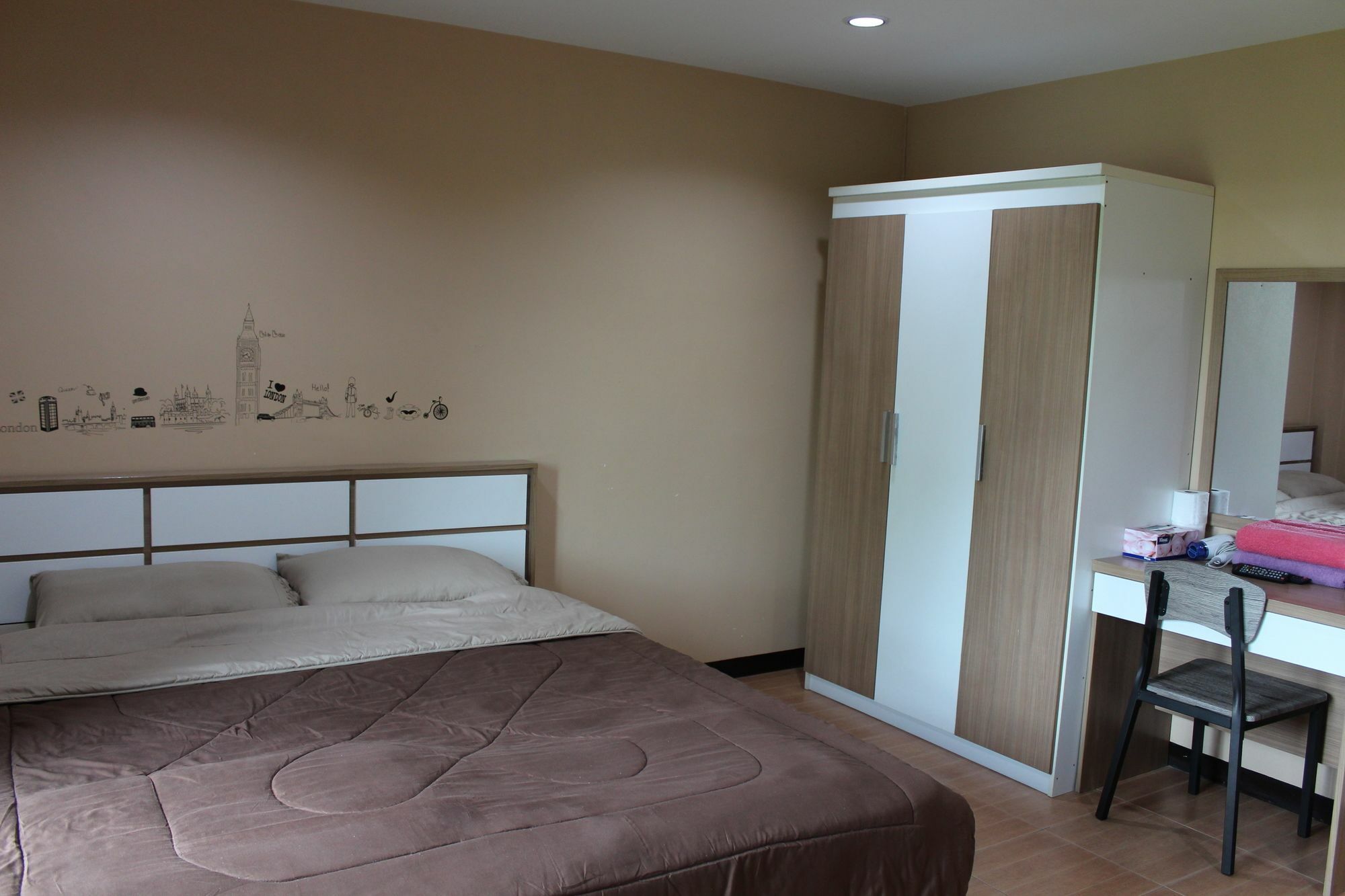 Asia Place Apartment Bangkok Buitenkant foto