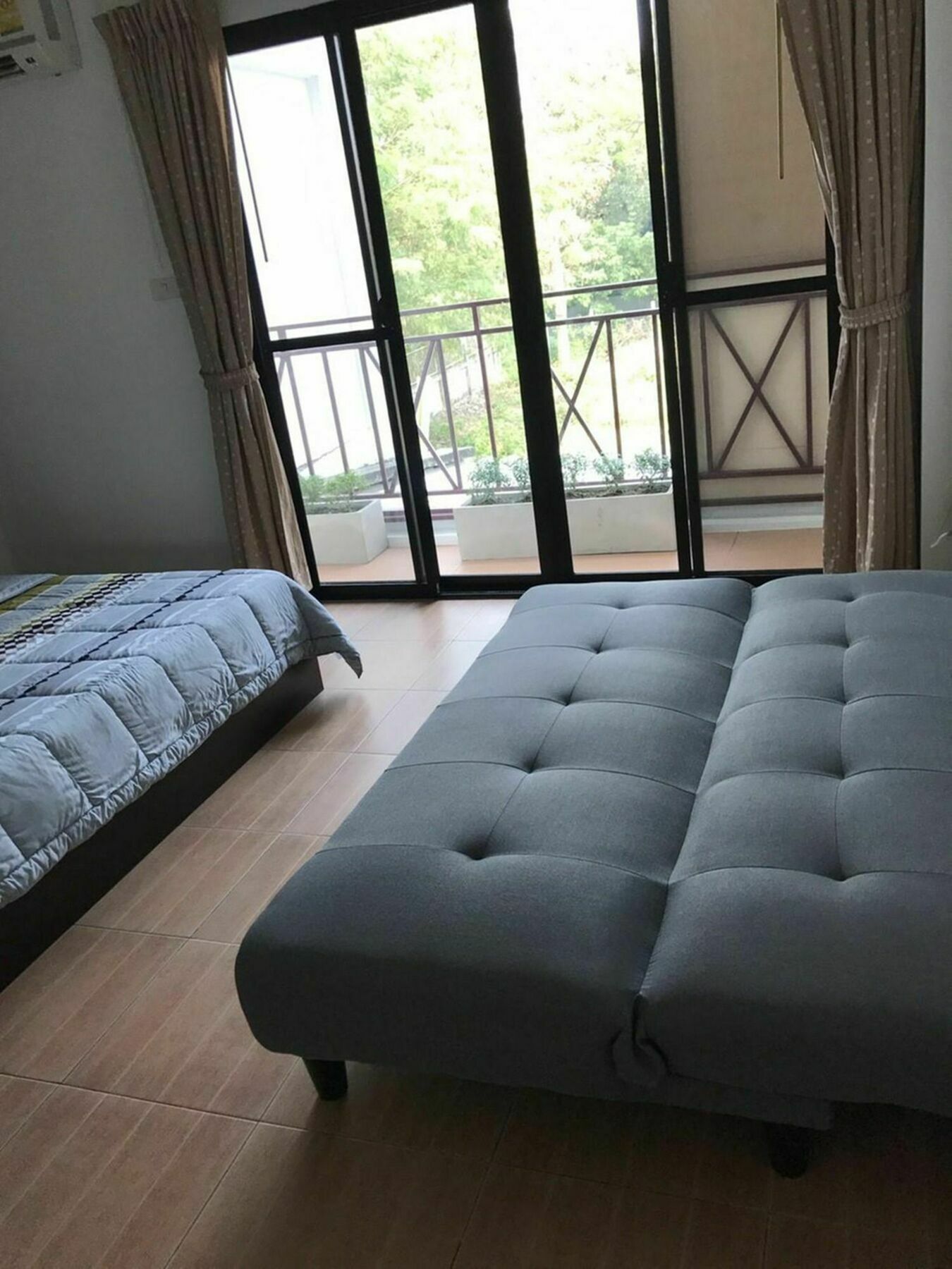 Asia Place Apartment Bangkok Buitenkant foto