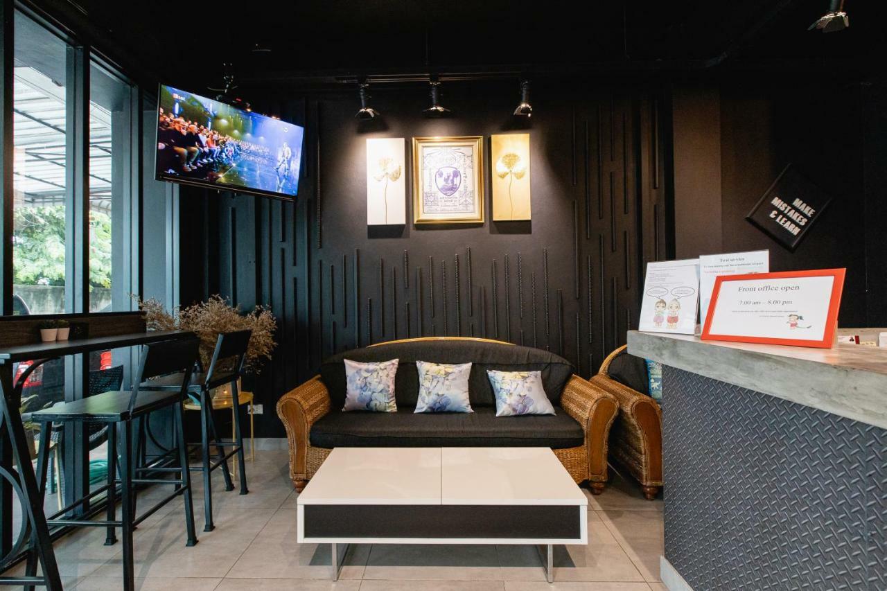 Asia Place Apartment Bangkok Buitenkant foto