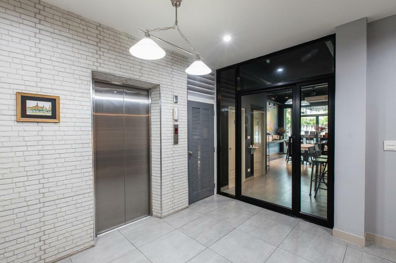 Asia Place Apartment Bangkok Buitenkant foto